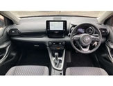 Toyota Yaris Image 5