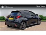Toyota Yaris Image 2