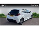 Toyota Yaris Image 2