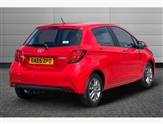 Toyota Yaris Image 2