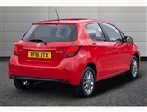 Toyota Yaris Image 2
