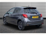 Toyota Yaris Image 6