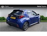 Toyota Yaris Image 2