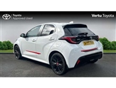 Toyota Yaris Image 4