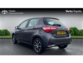 Toyota Yaris Image 2