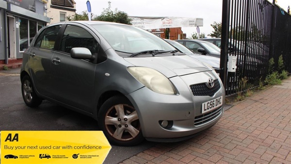 Large image for the Used Toyota YARIS