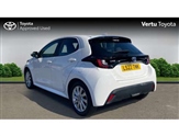 Toyota Yaris Image 4