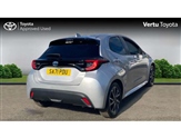 Toyota Yaris Image 2