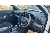 Toyota Yaris Image 6