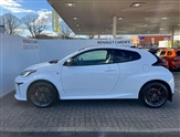 Toyota Yaris Image 4