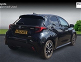 Toyota Yaris Image 2
