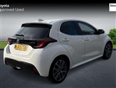 Toyota Yaris Image 2