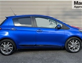 Toyota Yaris Image 2