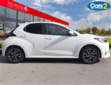 Toyota Yaris Image 2