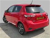 Toyota Yaris Image 2