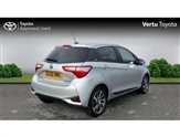 Toyota Yaris Image 2