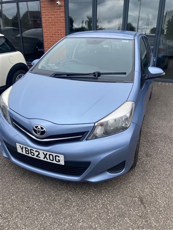 Large image for the Used Toyota YARIS