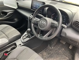 Toyota Yaris Image 6