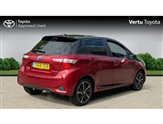 Toyota Yaris Image 2