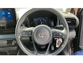Toyota Yaris Image 6