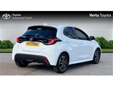 Toyota Yaris Image 2