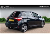 Toyota Yaris Image 2