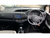Toyota Yaris Image 5