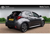 Toyota Yaris Image 2