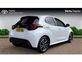 Toyota Yaris Image 2