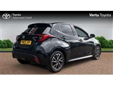 Toyota Yaris Image 2