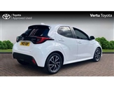 Toyota Yaris Image 2