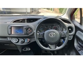 Toyota Yaris Image 6
