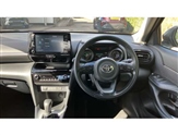 Toyota Yaris Image 6