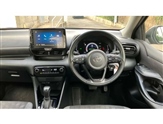 Toyota Yaris Image 6