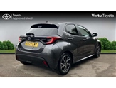 Toyota Yaris Image 2