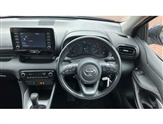 Toyota Yaris Image 6