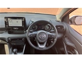 Toyota Yaris Image 6