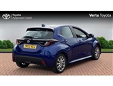 Toyota Yaris Image 2