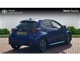 Toyota Yaris Image 2