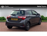Toyota Yaris Image 2