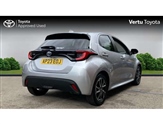 Toyota Yaris Image 2