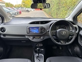 Toyota Yaris Image 3