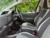 Toyota Yaris Image 6