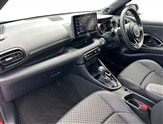 Toyota Yaris Image 2