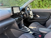 Toyota Yaris Image 2