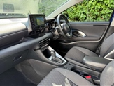 Toyota Yaris Image 2