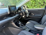Toyota Yaris Image 2