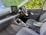 Toyota Yaris Image 2