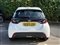 Toyota Yaris Image 9