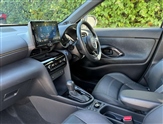 Toyota Yaris Image 2